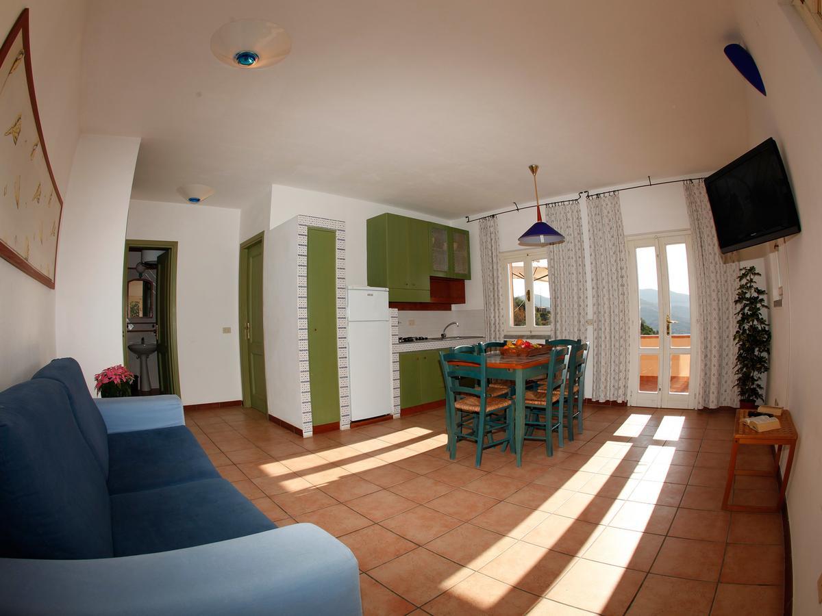 Residence Le Solane Марина-ди-Кампо Номер фото